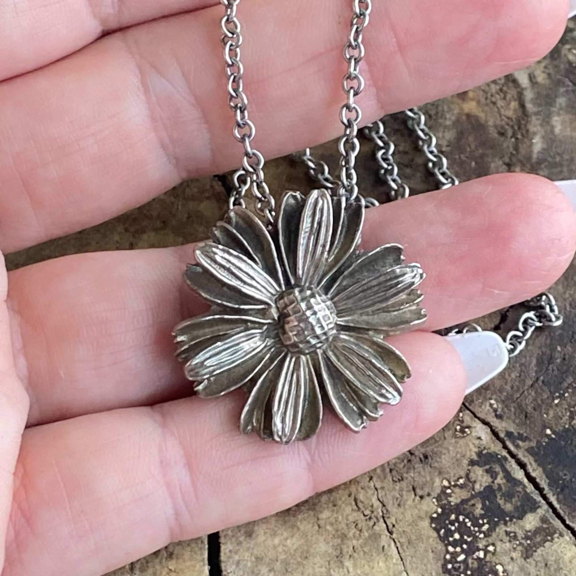 Daisy Necklace