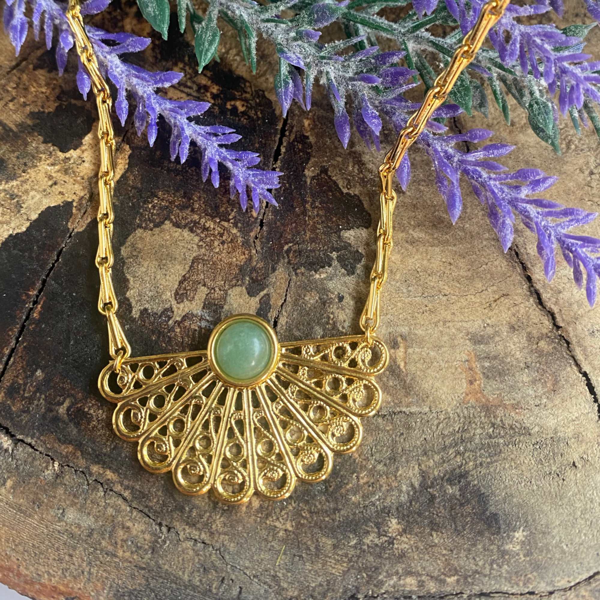 Fan Necklace