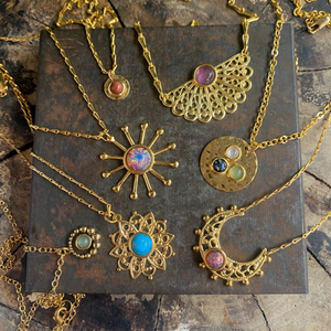 Fan Necklace