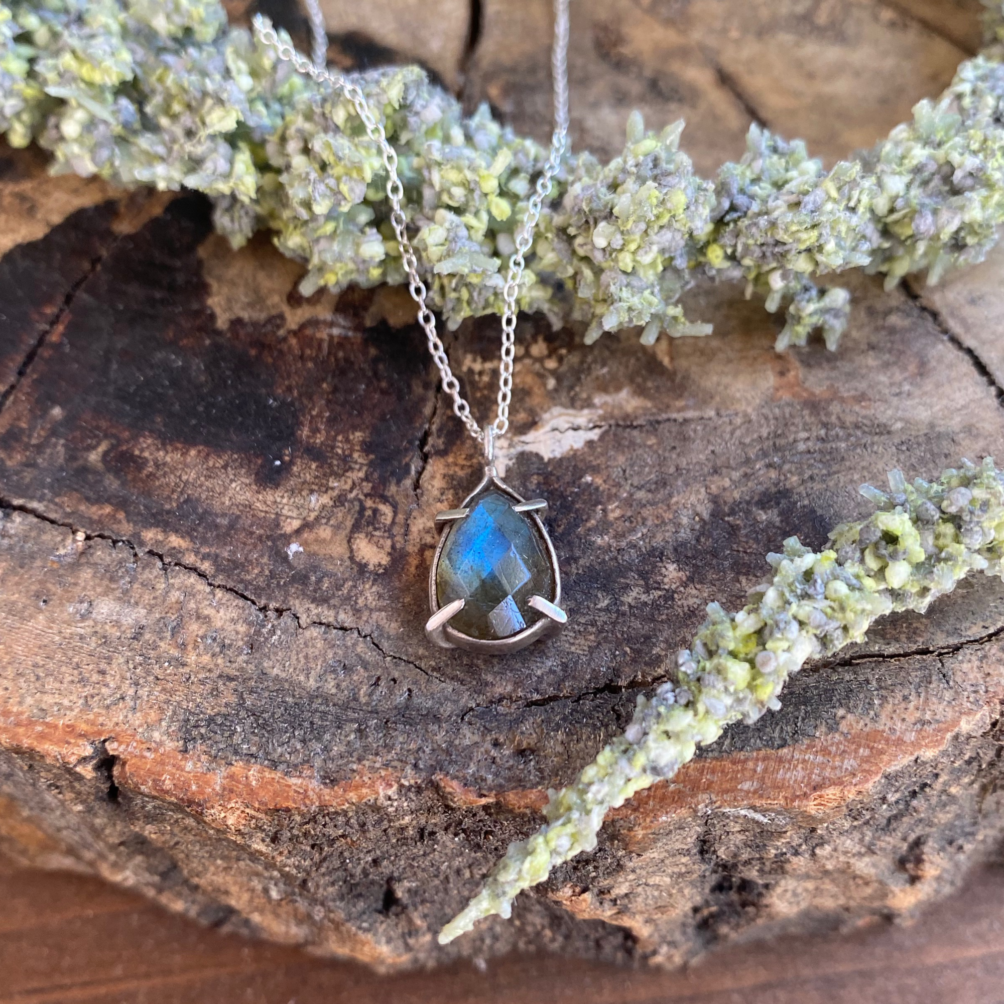 Venus Necklace