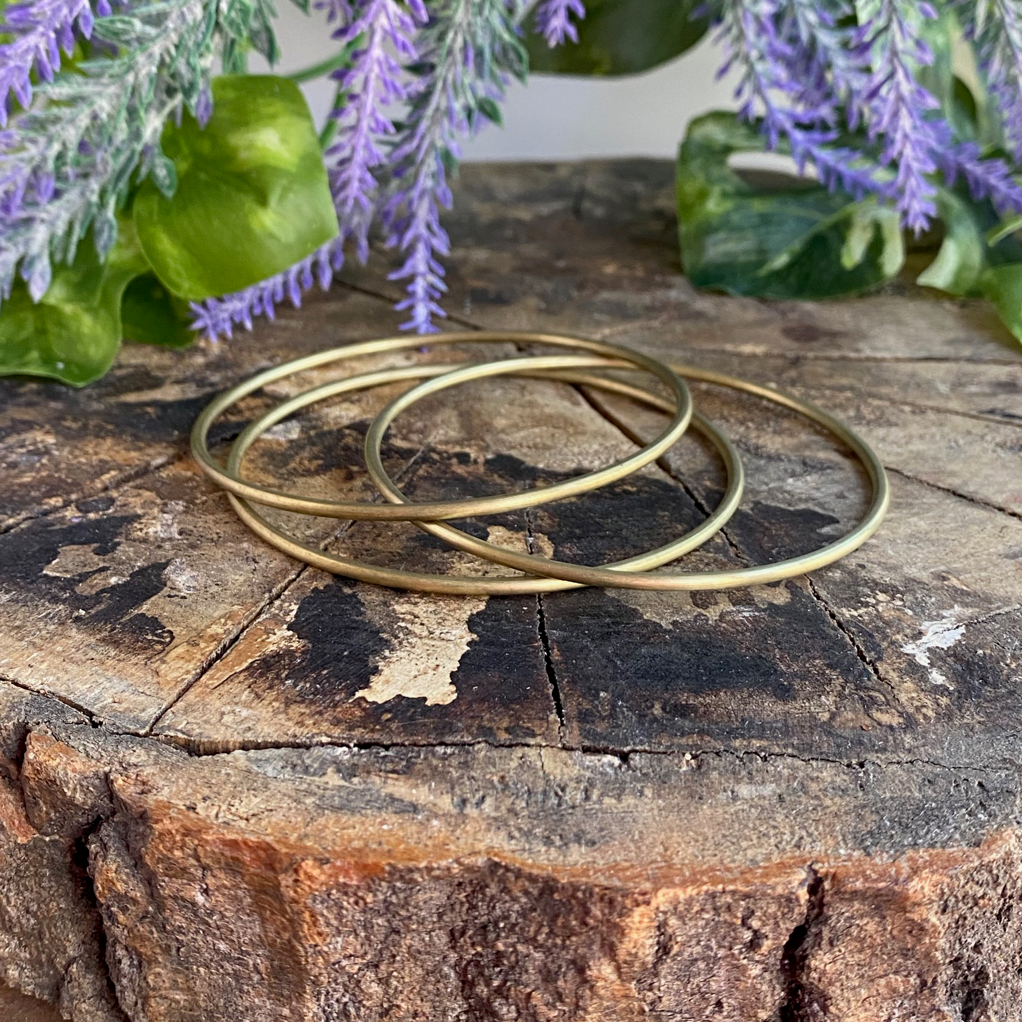 Round Wire Brass Bangles